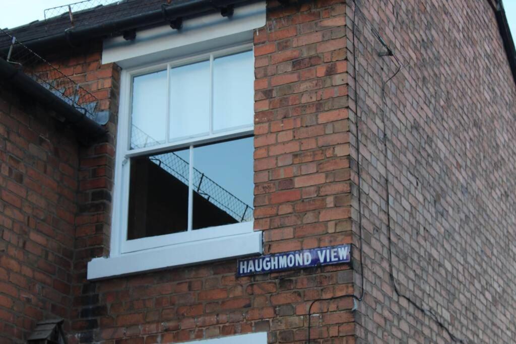 Luxury Townhouse In Town Centre, Views, River Walk, Free Parking Shrewsbury Eksteriør billede
