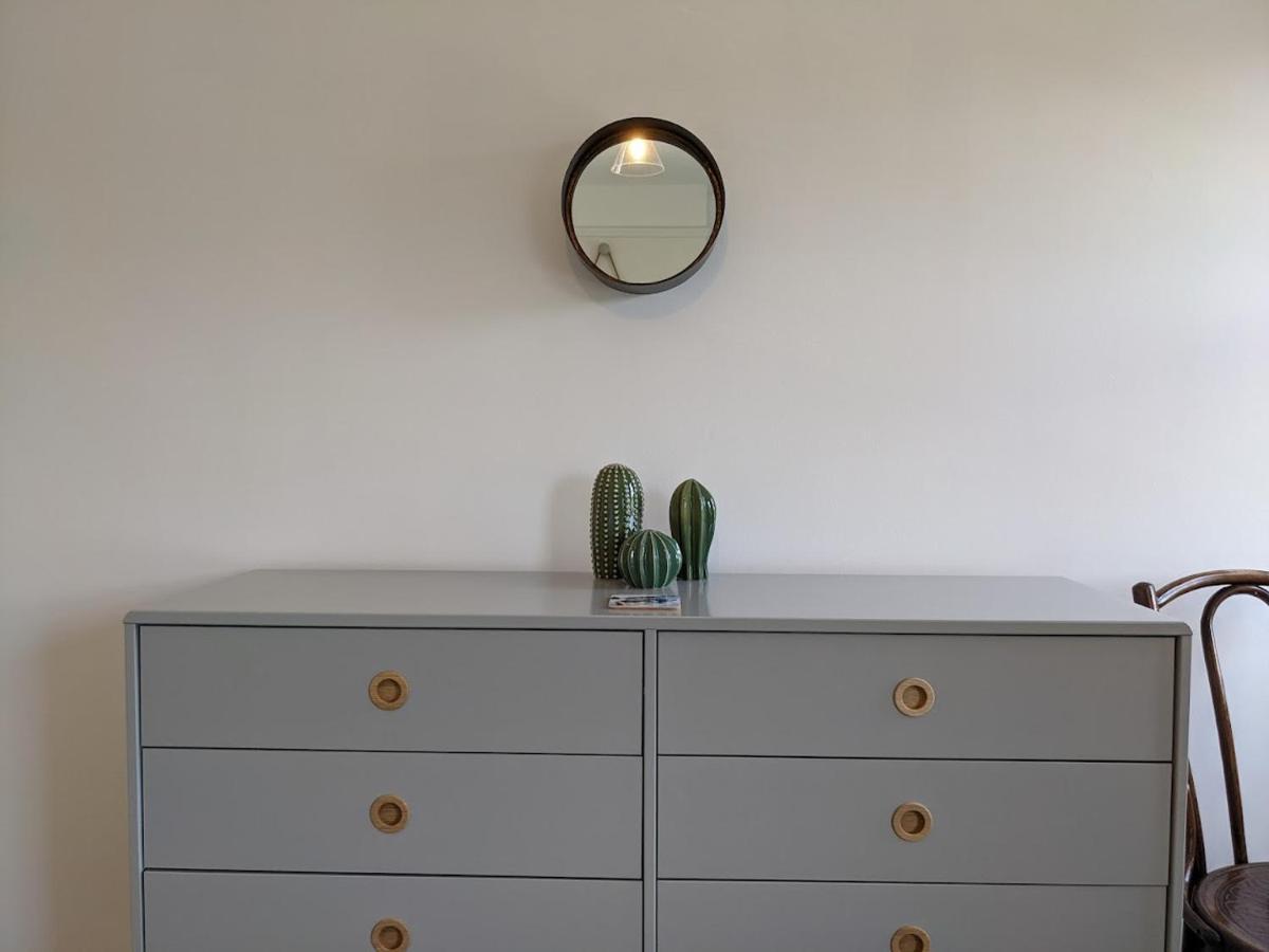 Luxury Townhouse In Town Centre, Views, River Walk, Free Parking Shrewsbury Eksteriør billede